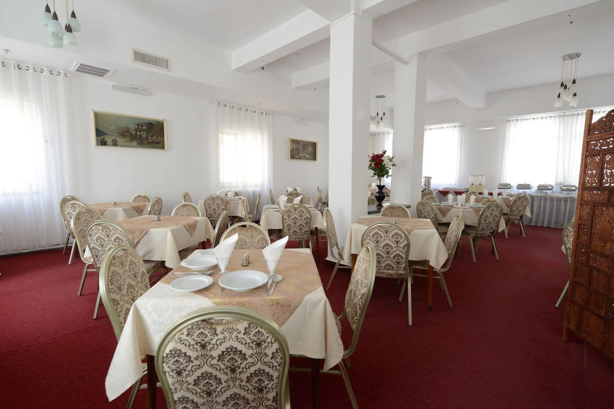 Rivoli Hotel Йерусалим Екстериор снимка